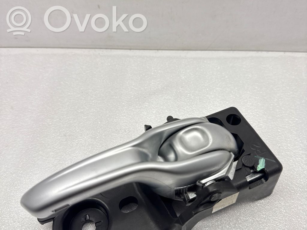 Jeep Cherokee Front door interior handle 