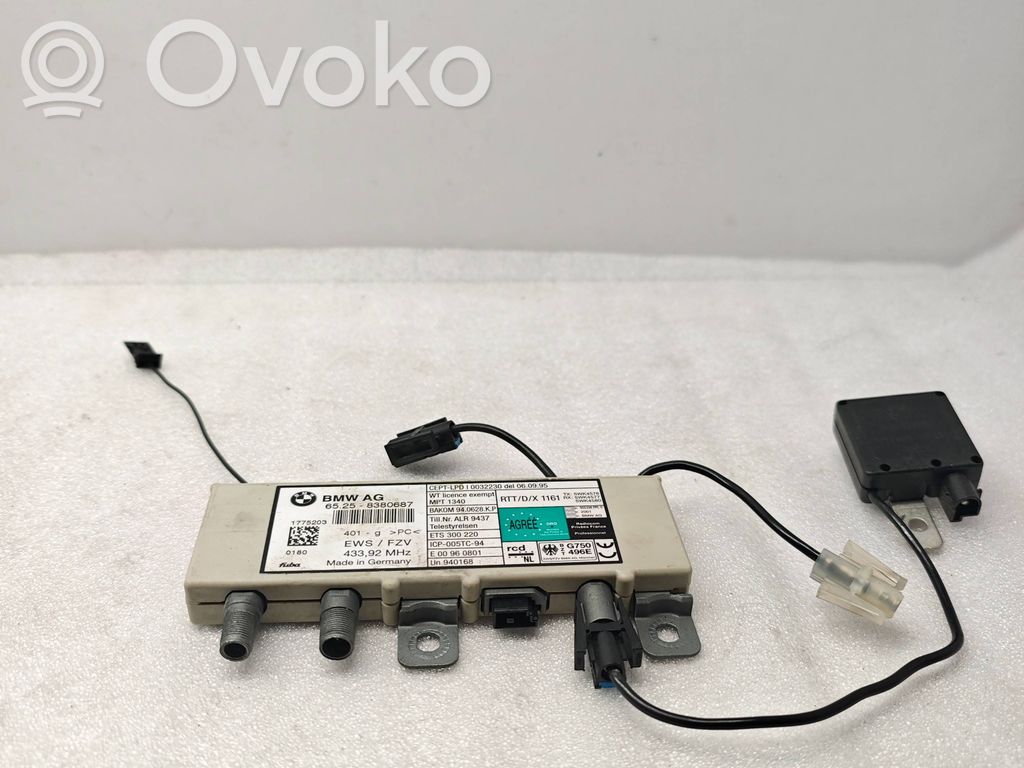 BMW 7 E38 Antenos stiprintuvas 
