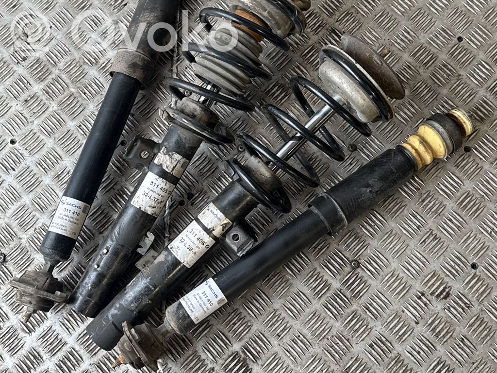 BMW 3 E92 E93 Spyruoklių ir amortizatorių komplektas (Priekinių ir galinių) 