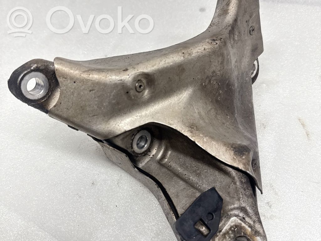 BMW 3 E92 E93 Engine mounting bracket 