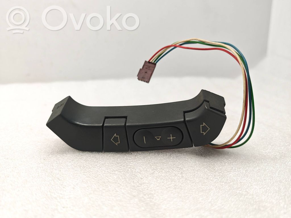 BMW 5 E39 Steering wheel buttons/switches 
