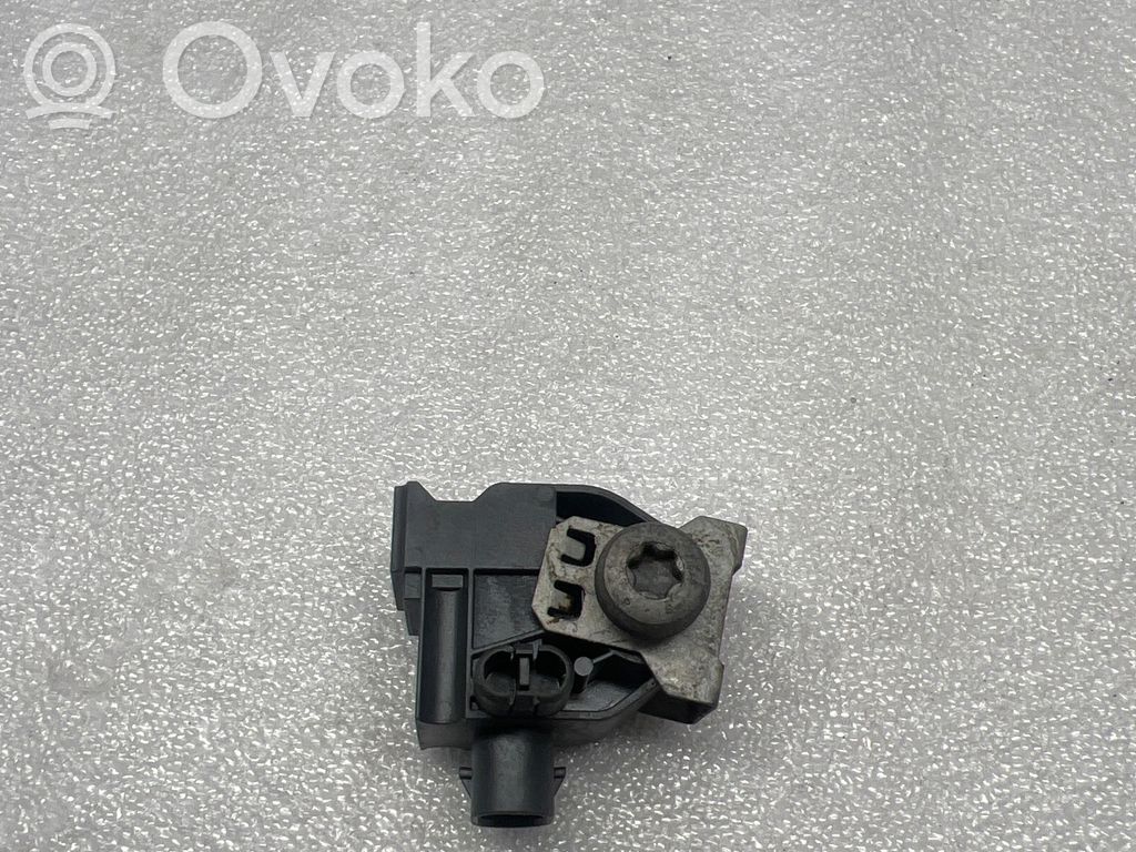 BMW 5 G30 G31 G38 Airbagsensor Crashsensor Drucksensor 