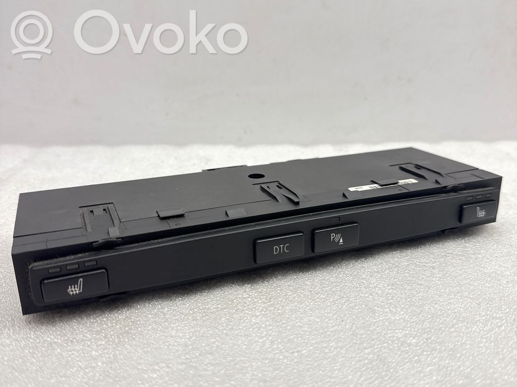 BMW 5 E60 E61 Seat heating switch 
