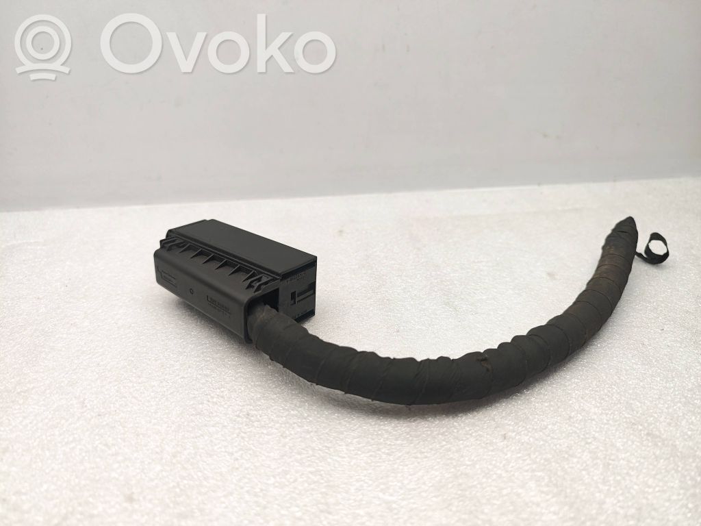 BMW 5 E60 E61 Steckverbinder des ABS-Moduls 