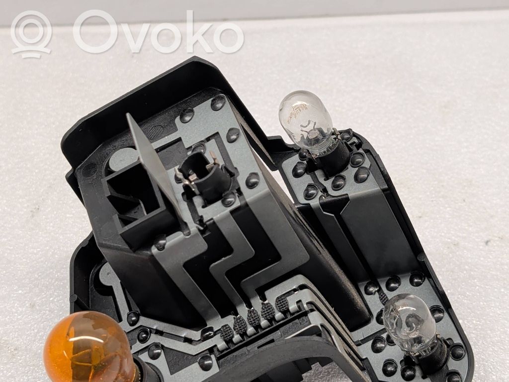 BMW 3 E92 E93 Tail light bulb cover holder 
