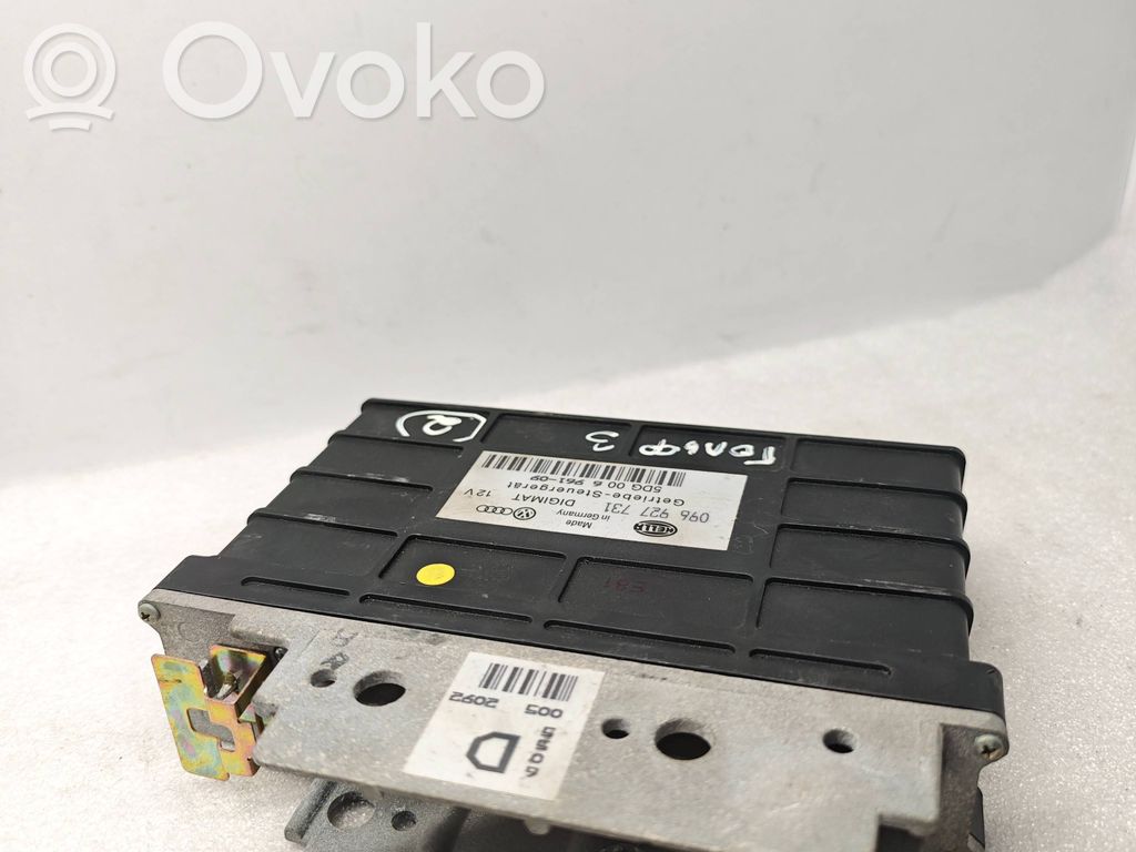 Volkswagen Golf III Sterownik / Moduł skrzyni biegów 