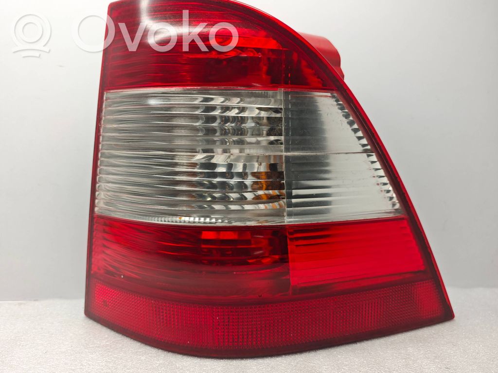 Lampa tylna   A1638202064,3952,15050301