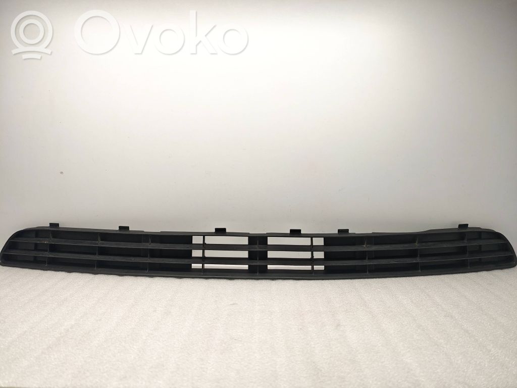 Audi 80 90 S2 B4 Front bumper lower grill 