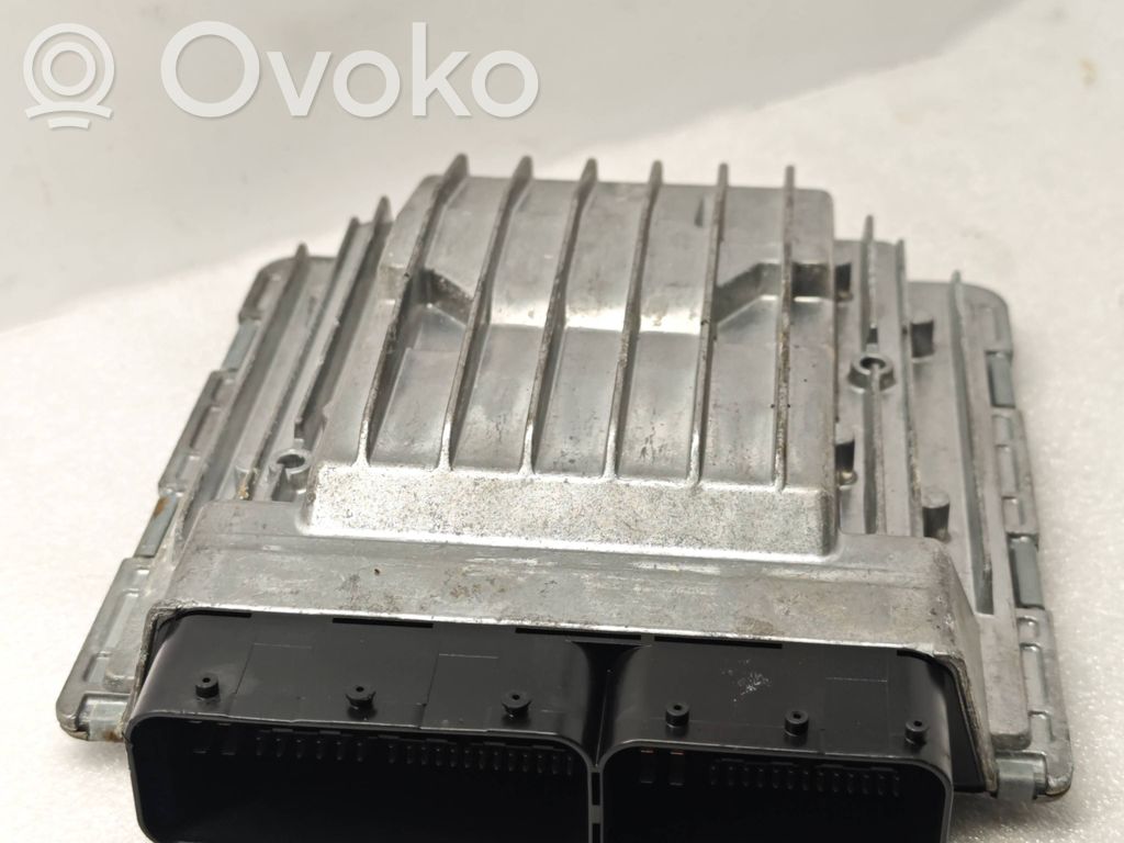 Moottorin ohjainlaite/moduuli   7595179,DMEMSD812,5WK93727