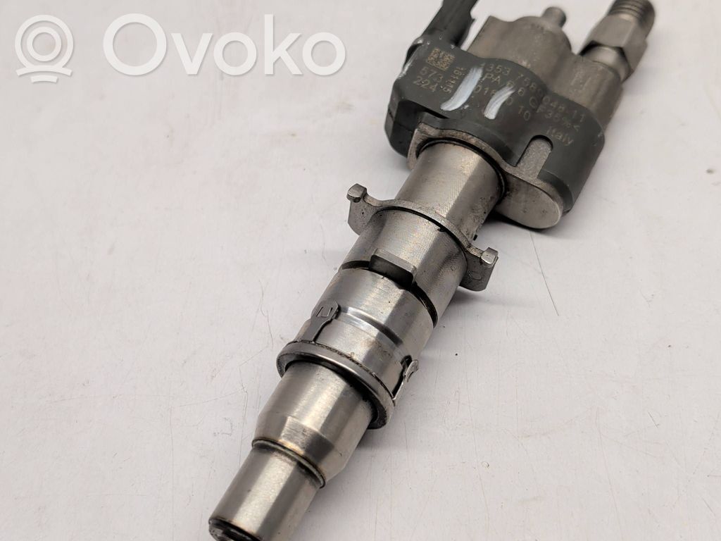 Injektor Einspritzdüse   7589048