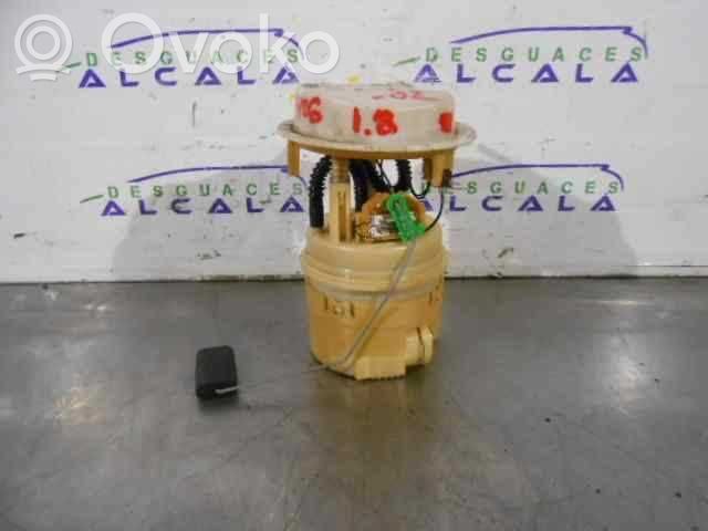 Peugeot 406 Pompe à carburant 