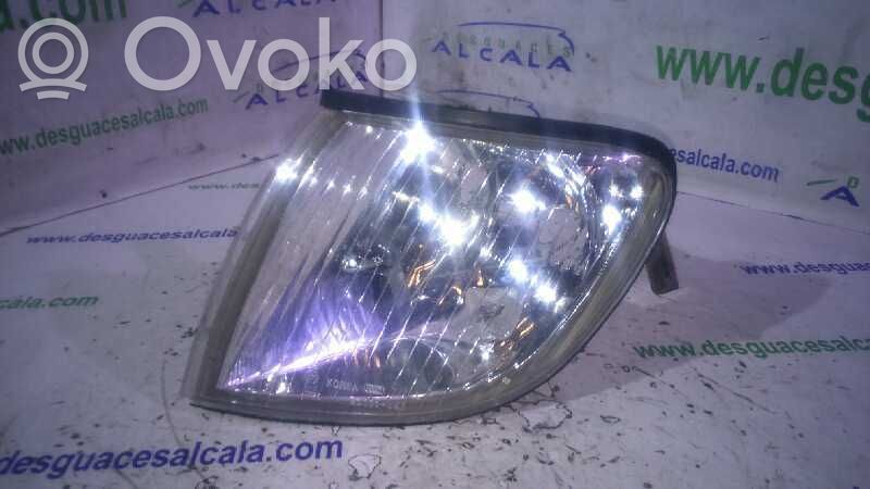 Hyundai H-1, Starex, Satellite Semnalizator față