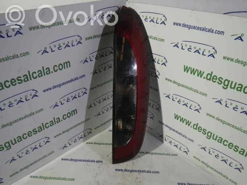 Lampa tylna