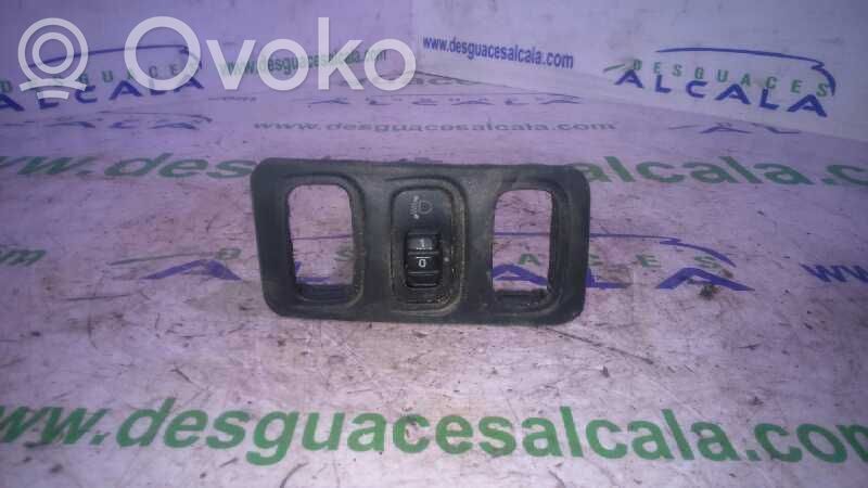 Mitsubishi Montero Interruptor de control del panel de luces 