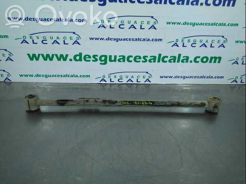 Isuzu Trooper Plaukti un sviras 
