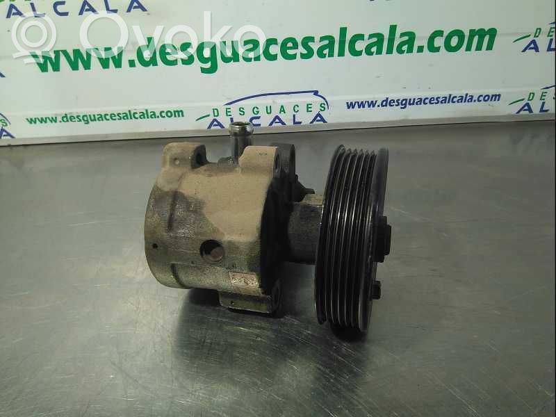 Renault Megane I Ohjaustehostimen pumppu 