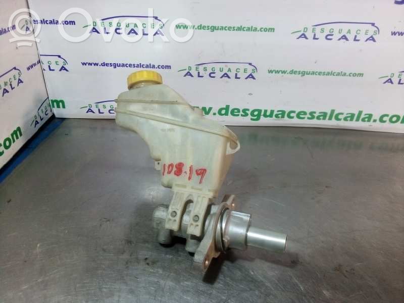 Bomba de freno   2SALIDAS