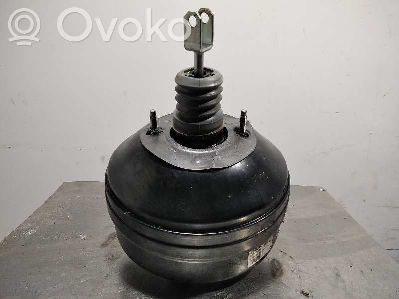 Brake booster   0204776582