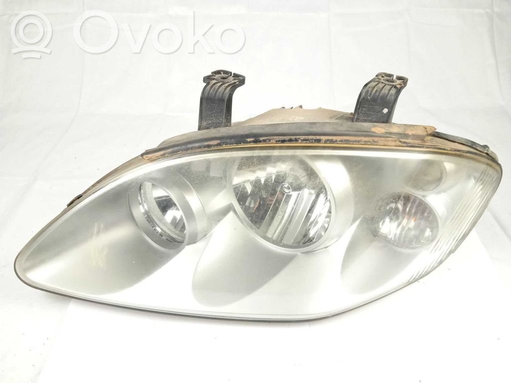 SsangYong Rodius Faro/fanale