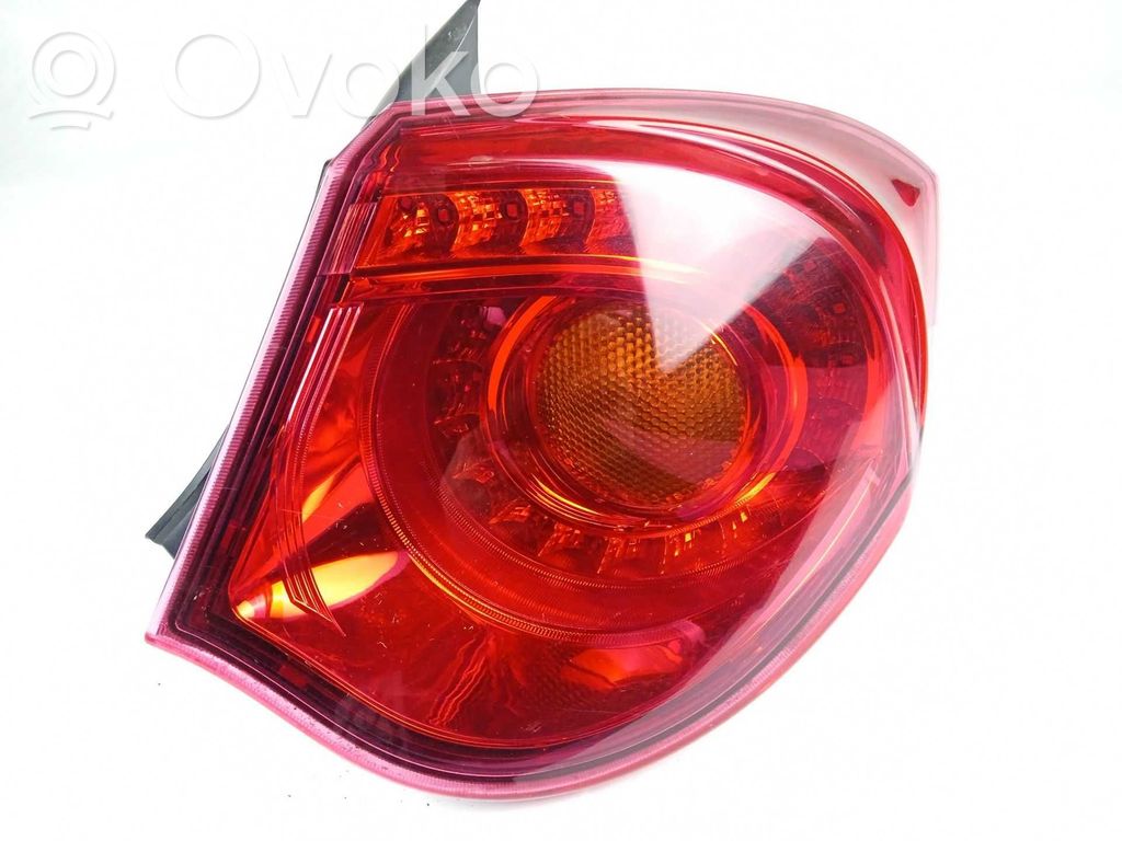 Alfa Romeo Giulietta Lampă spate în caroserie 