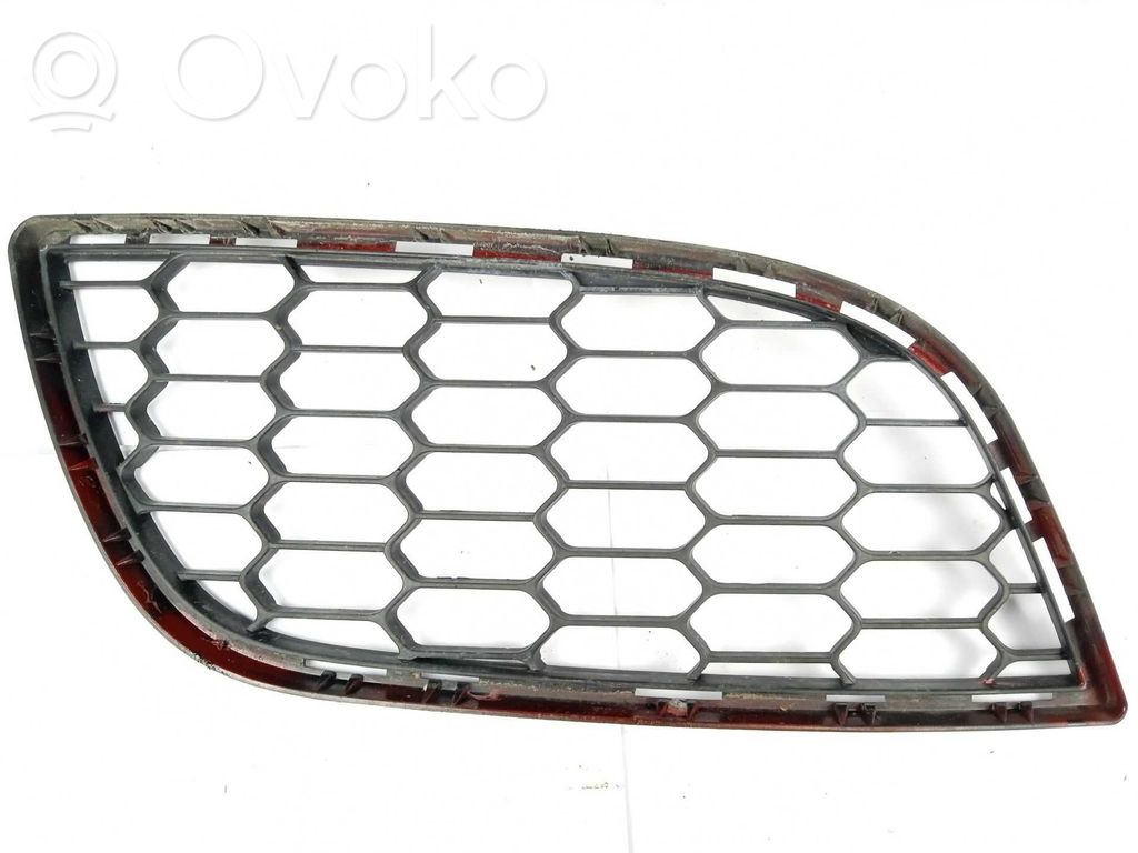 Alfa Romeo Giulietta Grill / Wlot powietrza błotnika przedniego 