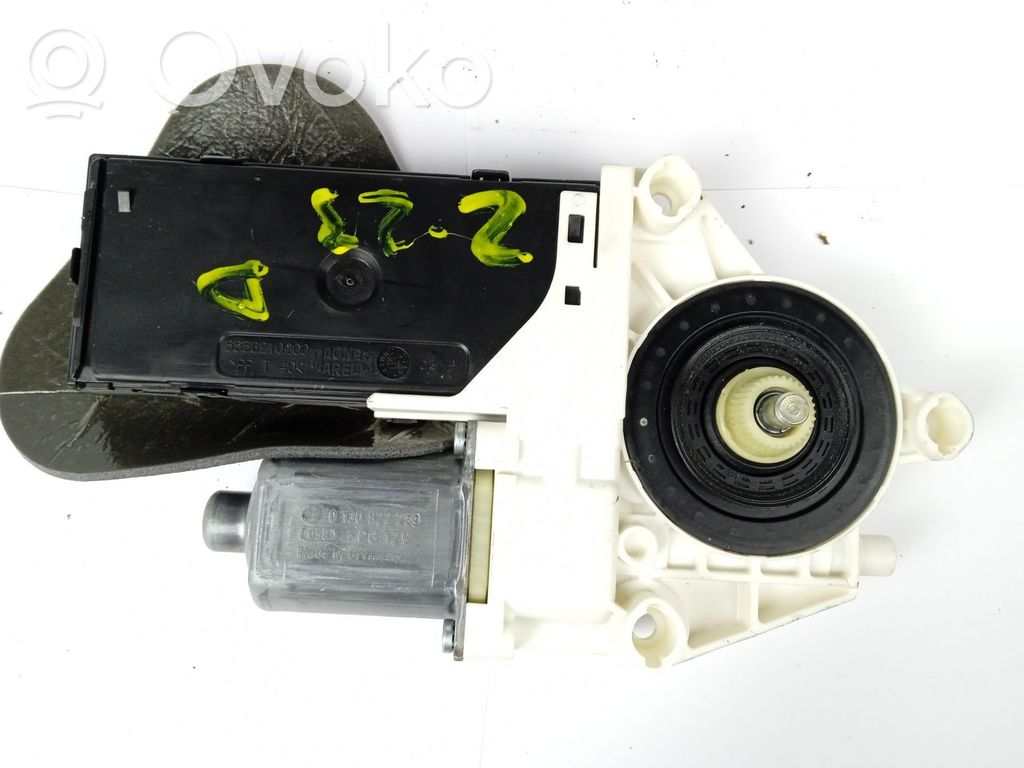 Silnik regulatora szyby drzwi przednich   0130822259,967867102