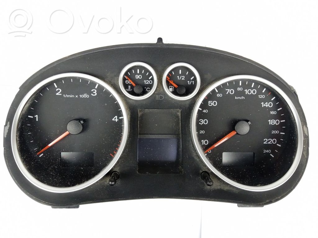 Audi A2 Velocímetro (tablero de instrumentos) 