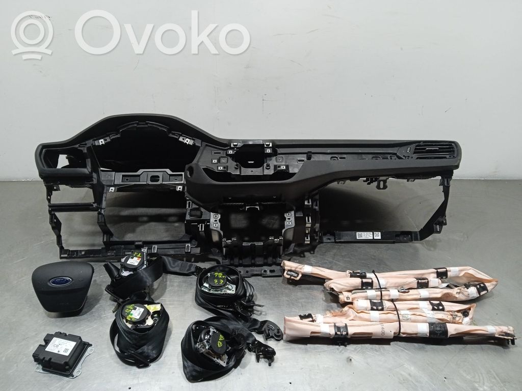 Ford Focus Oro pagalvių komplektas 