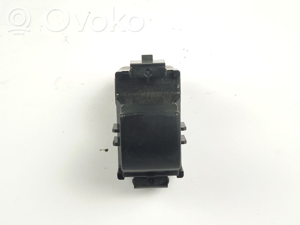 Elektrisko logu slēdzis   8608A320