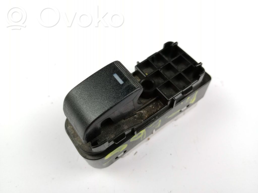 Mazda 3 II Electric window control switch 