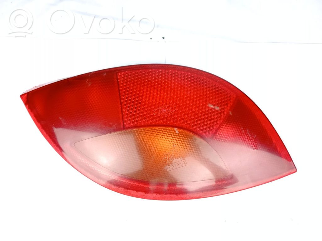 Ford Ka Galinis žibintas kėbule 