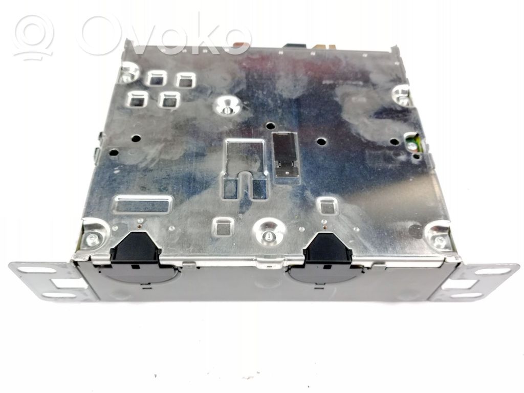 Renault Clio IV HiFi Audio sound control unit 