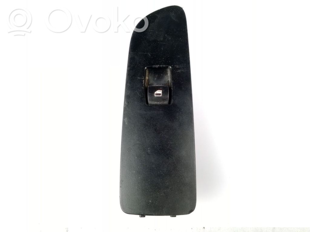 BMW 1 E81 E87 Electric window control switch 