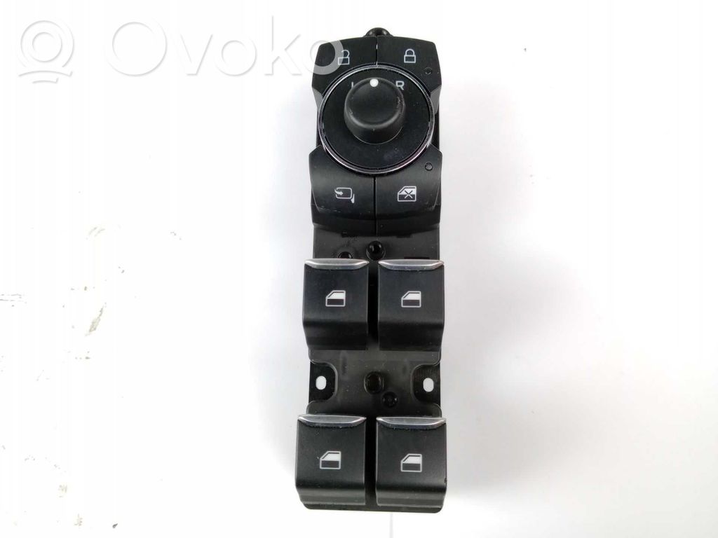 Interruptor del elevalunas eléctrico   NX7T14540DC