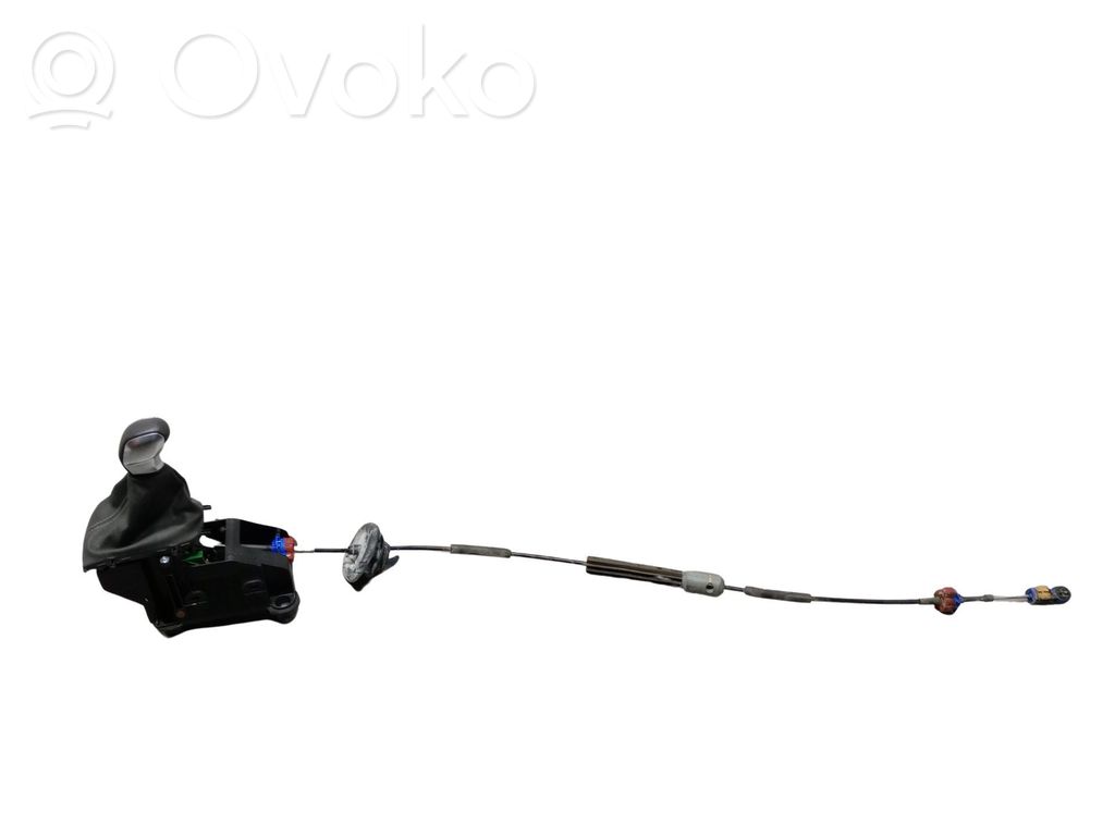Pavarų perjungimo traukė   3642322