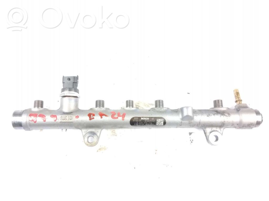 Rampa inyectora   8200715519,0445214116