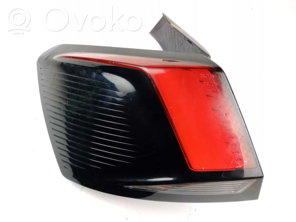 Peugeot 3008 II Lampă spate în caroserie