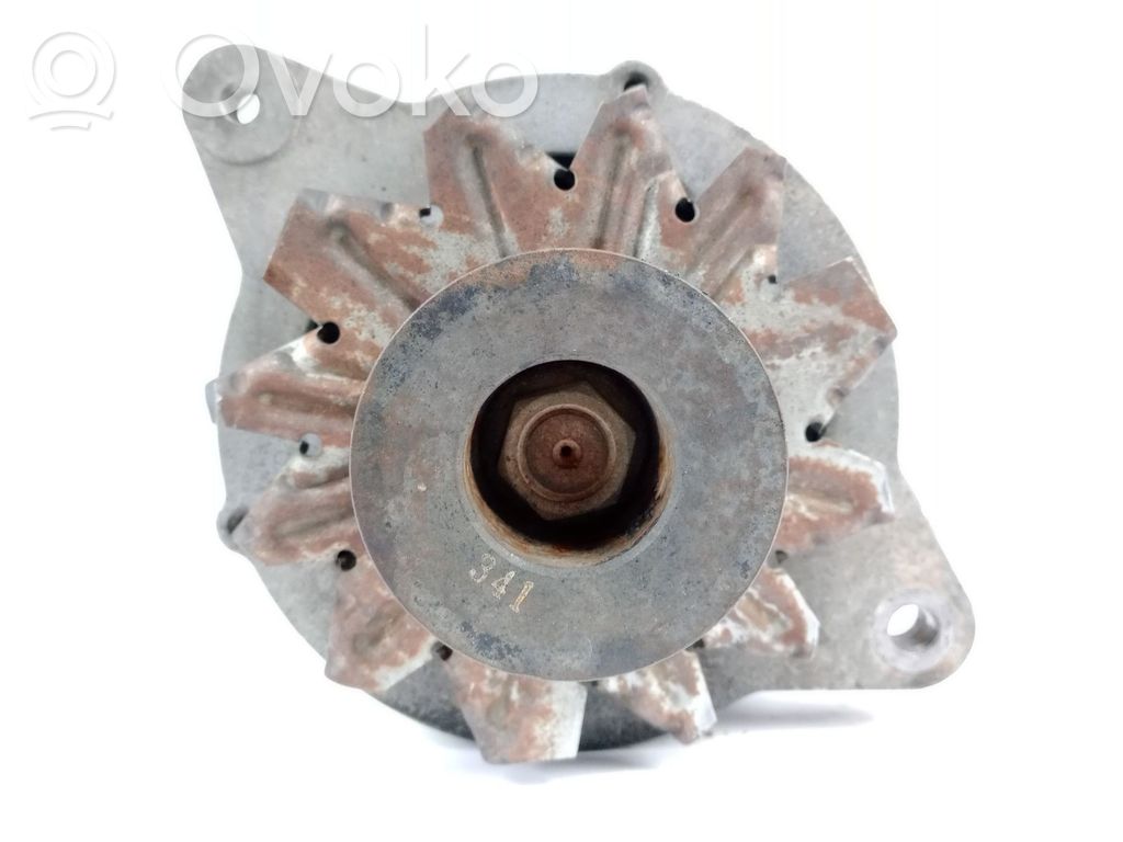 Toyota Land Cruiser (FJ80) Alternator 