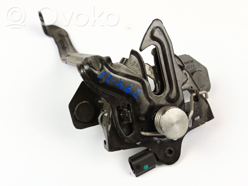 Tie down hook / loop   656015FA0A