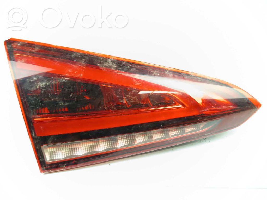 Mercedes-Benz AMG GT R190 C190 Lampă spate în caroserie