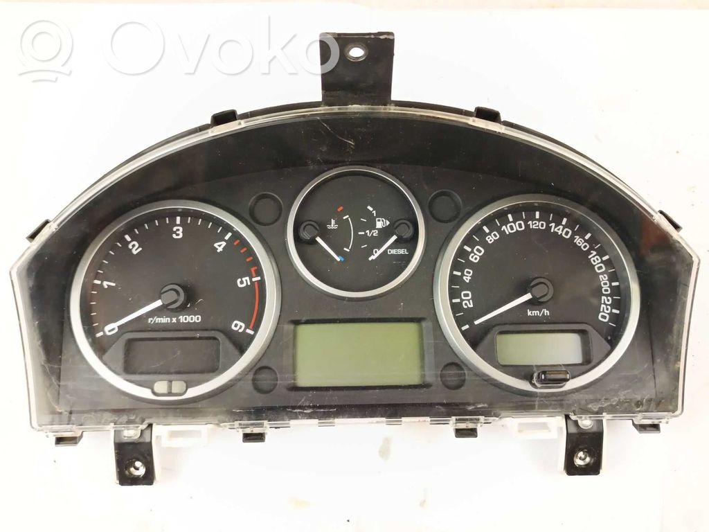 Land Rover Freelander 2 - LR2 Nopeusmittari (mittaristo)