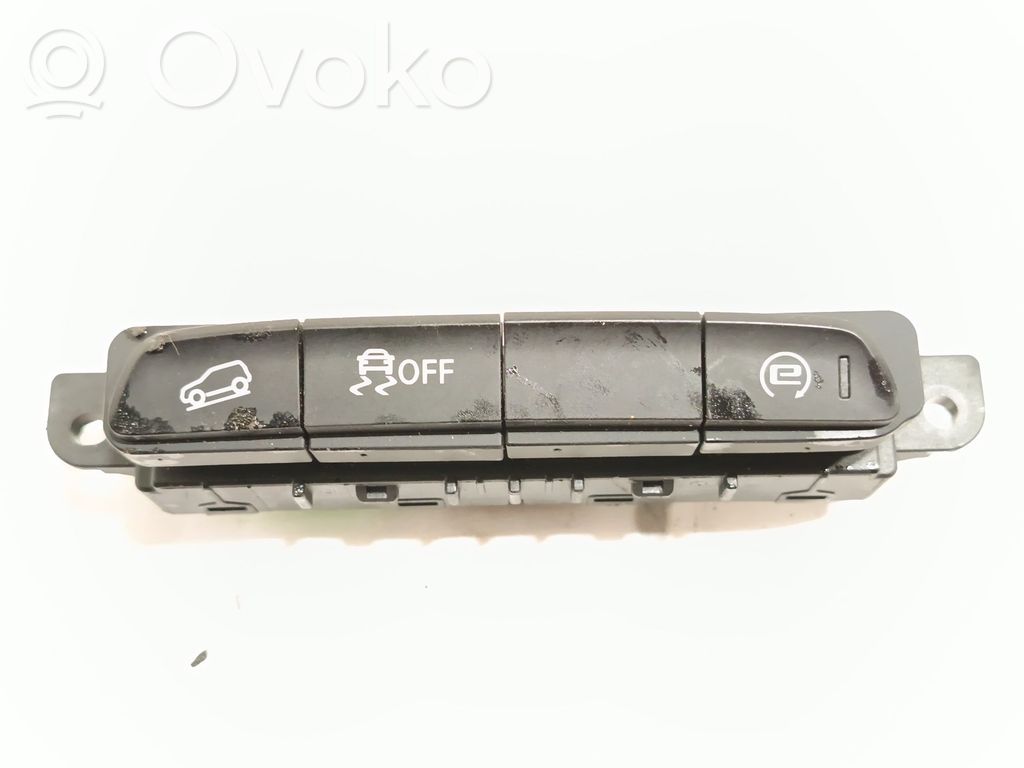 Windscreen/window heater switch   10700972