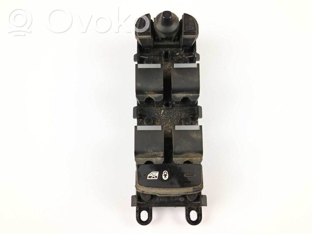 Comutator comandă geamuri electrice   FK7214540AE