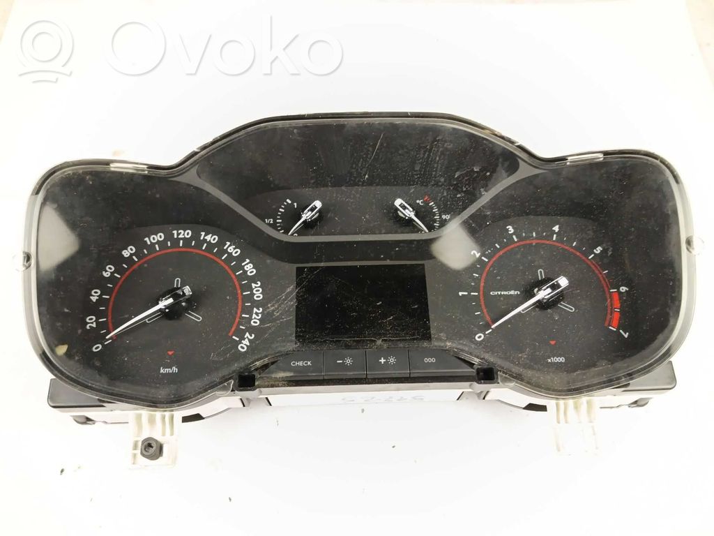 Citroen C5 Aircross Nopeusmittari (mittaristo) 