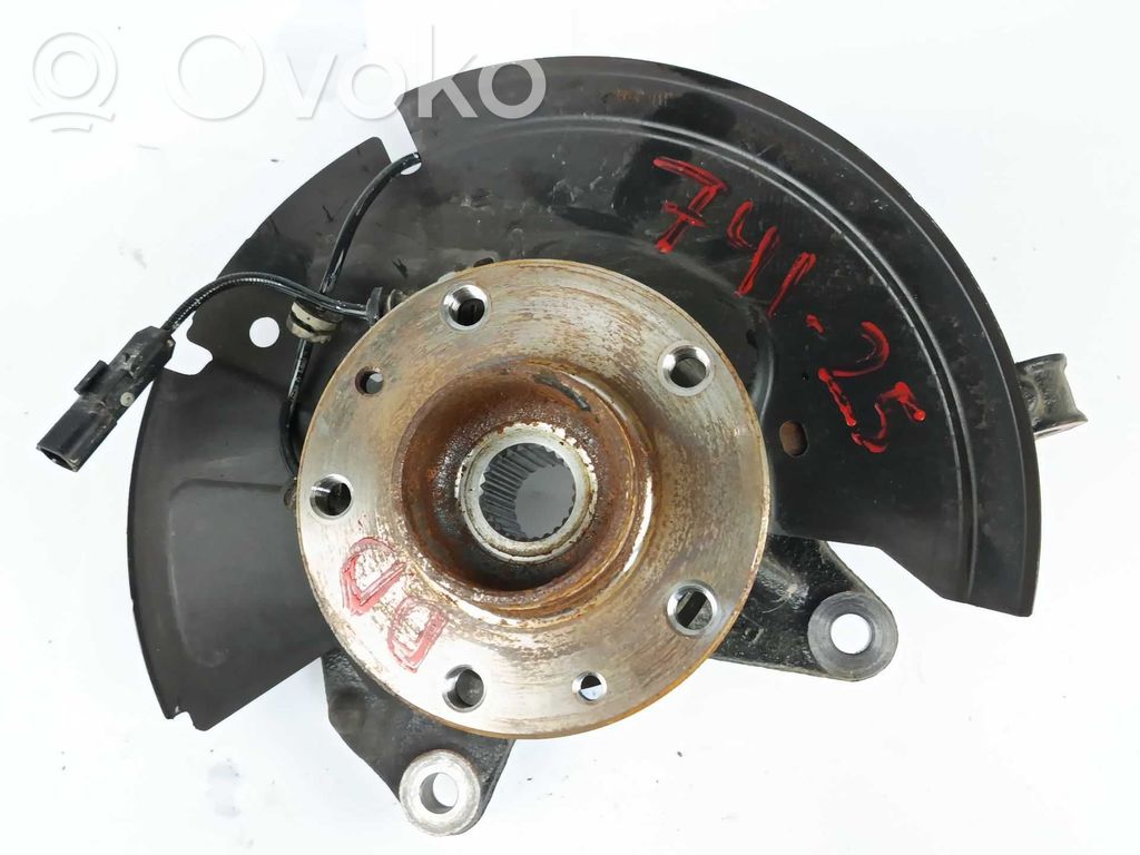 Nissan Juke II F16 Fuso a snodo con mozzo ruota anteriore