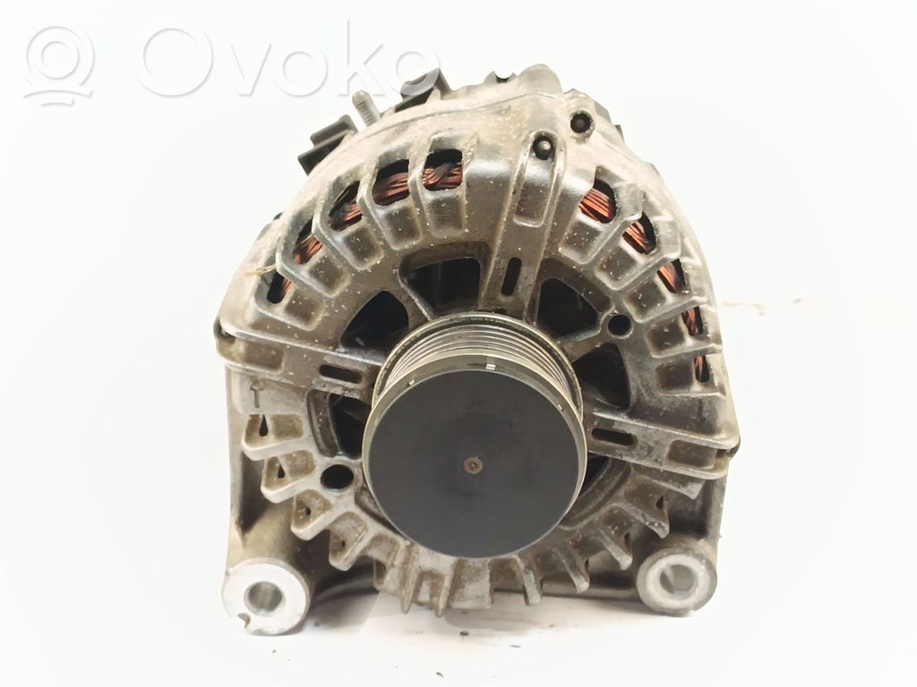 Lichtmaschine   8519890
