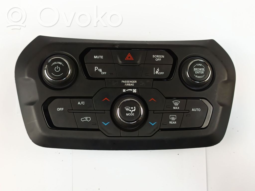 Climate control unit   735789986