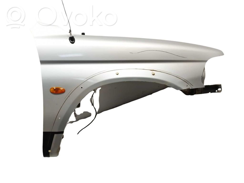 Błotnik przedni   MR508036