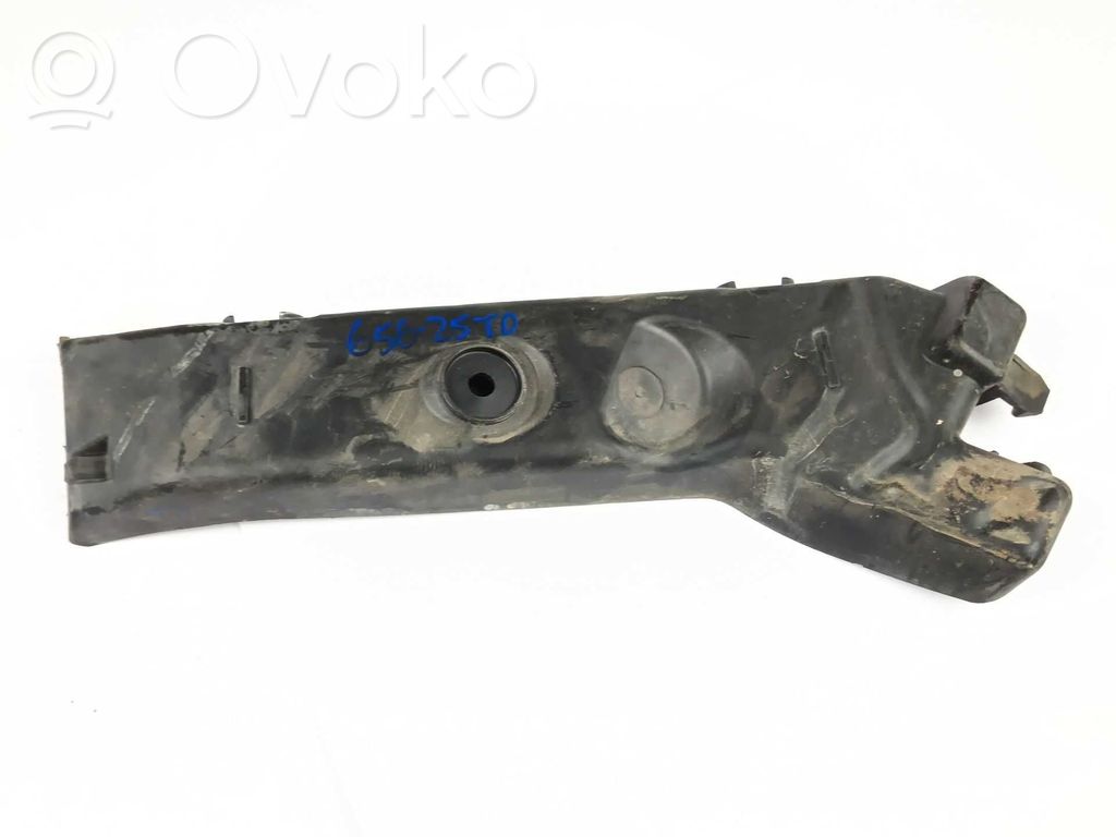 Rear bumper mounting bracket   5F0807376