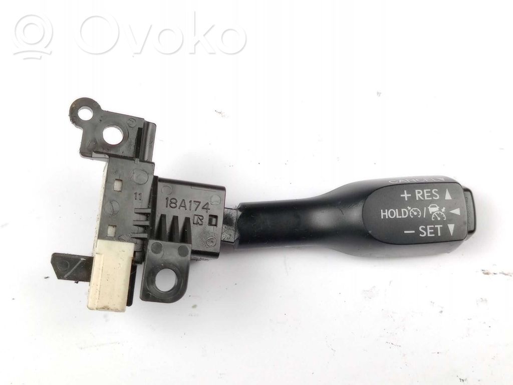 Toyota Land Cruiser (J200) Pulsanti/interruttori sul volante 
